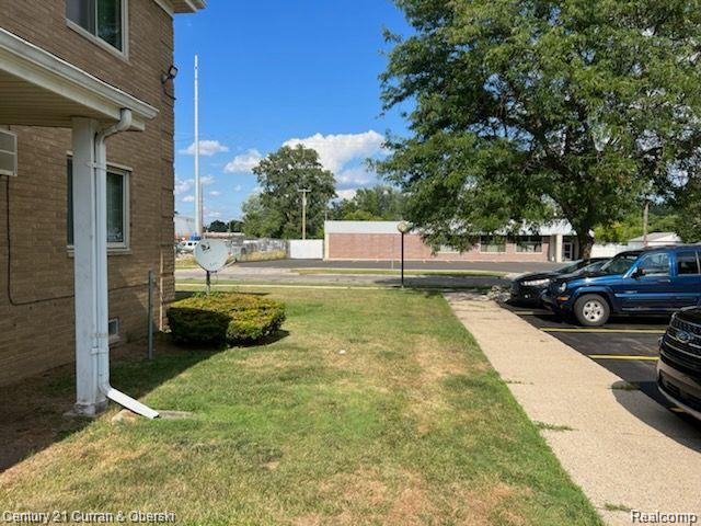 26309 W 7 Mile Road Property Photo 2