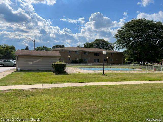 26309 W 7 Mile Road Property Photo 3