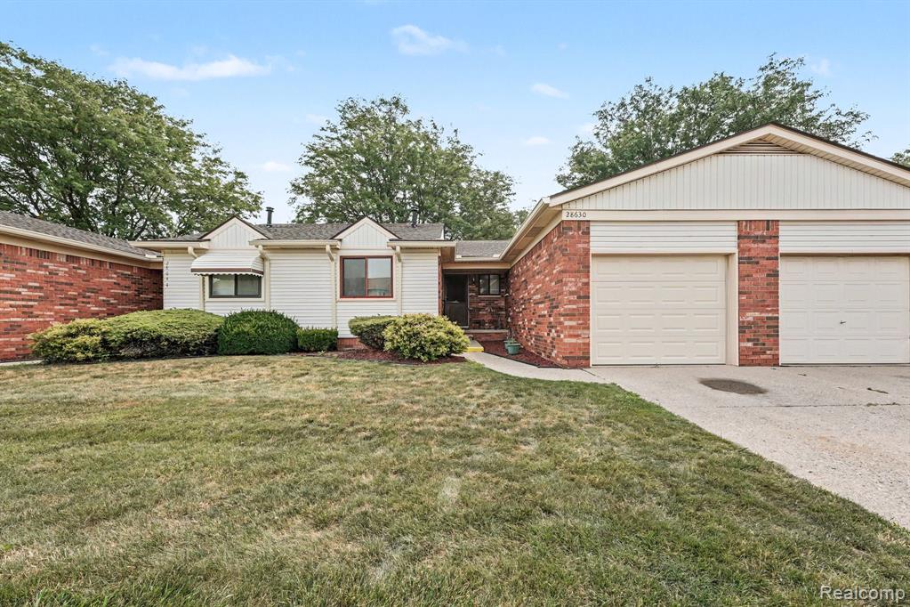 28630 Imperial Drive Property Photo 1