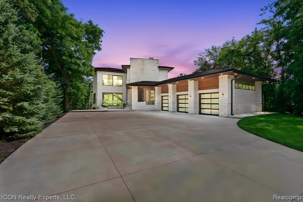 1971 Cragin Drive