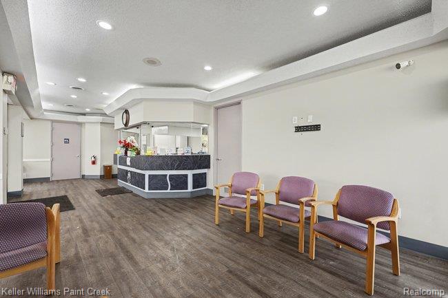 30000 Orchard Lake Road Property Photo 17
