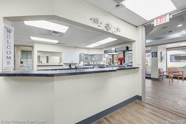 30000 Orchard Lake Road Property Photo 18