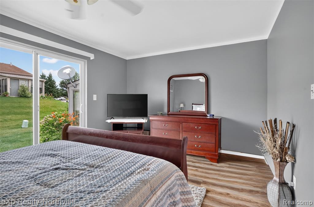 25157 Franklin Terrace Property Photo 17