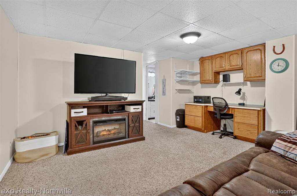 25157 Franklin Terrace Property Photo 24