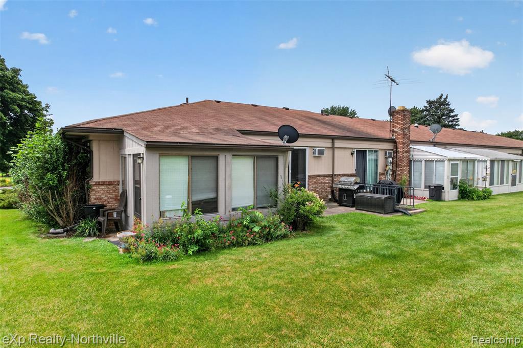 25157 Franklin Terrace Property Photo 45
