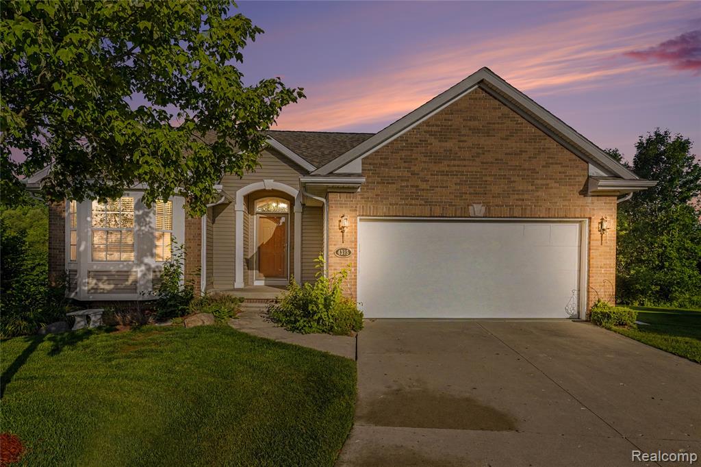 4395 Cross Creek Boulevard Property Photo 1