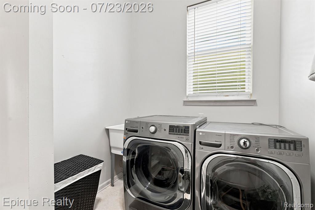 43144 Emerson Way Property Photo 29