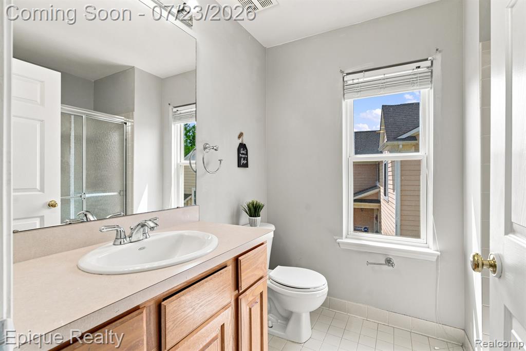43144 Emerson Way Property Photo 37