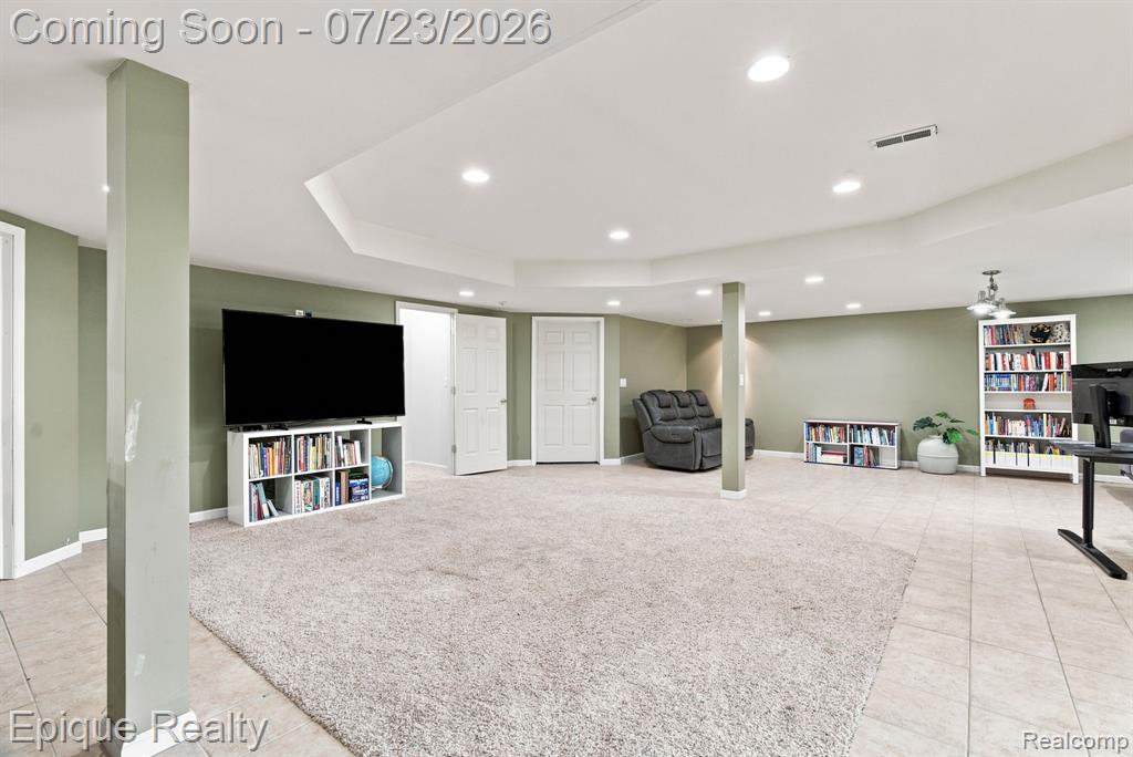 43144 Emerson Way Property Photo 39