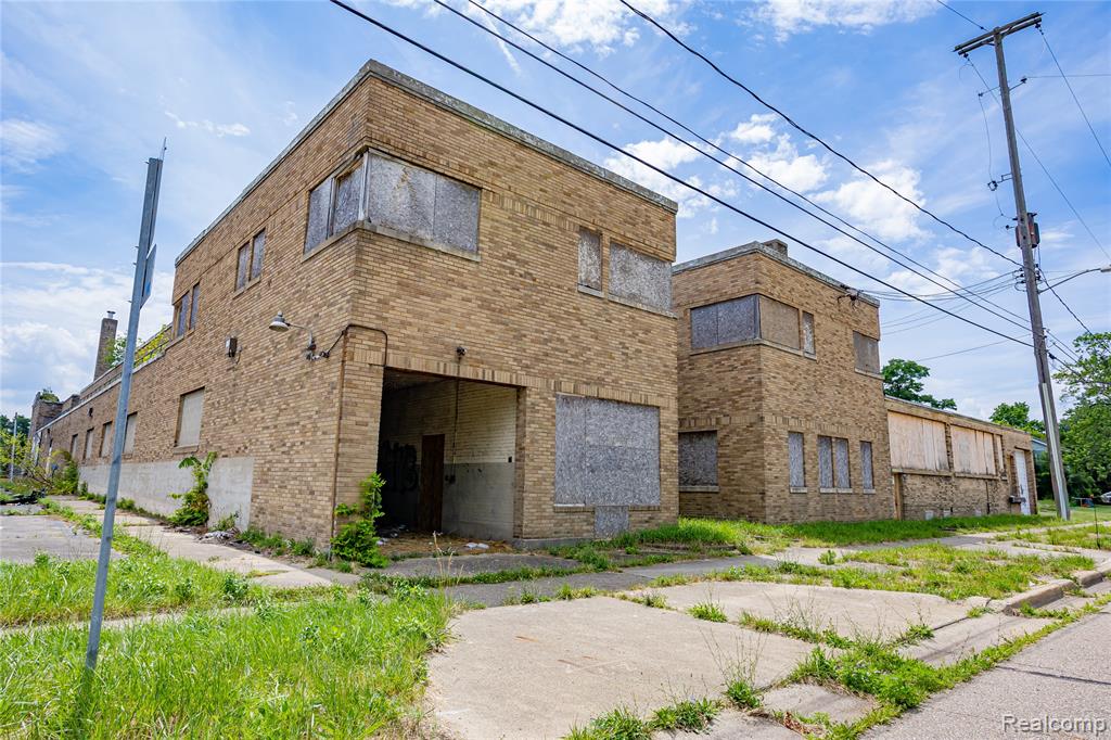 440 Michigan Avenue Property Photo 5