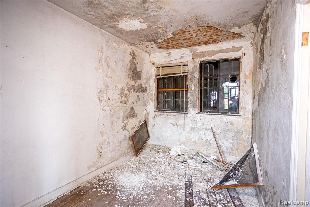 440 Michigan Avenue Property Photo 20