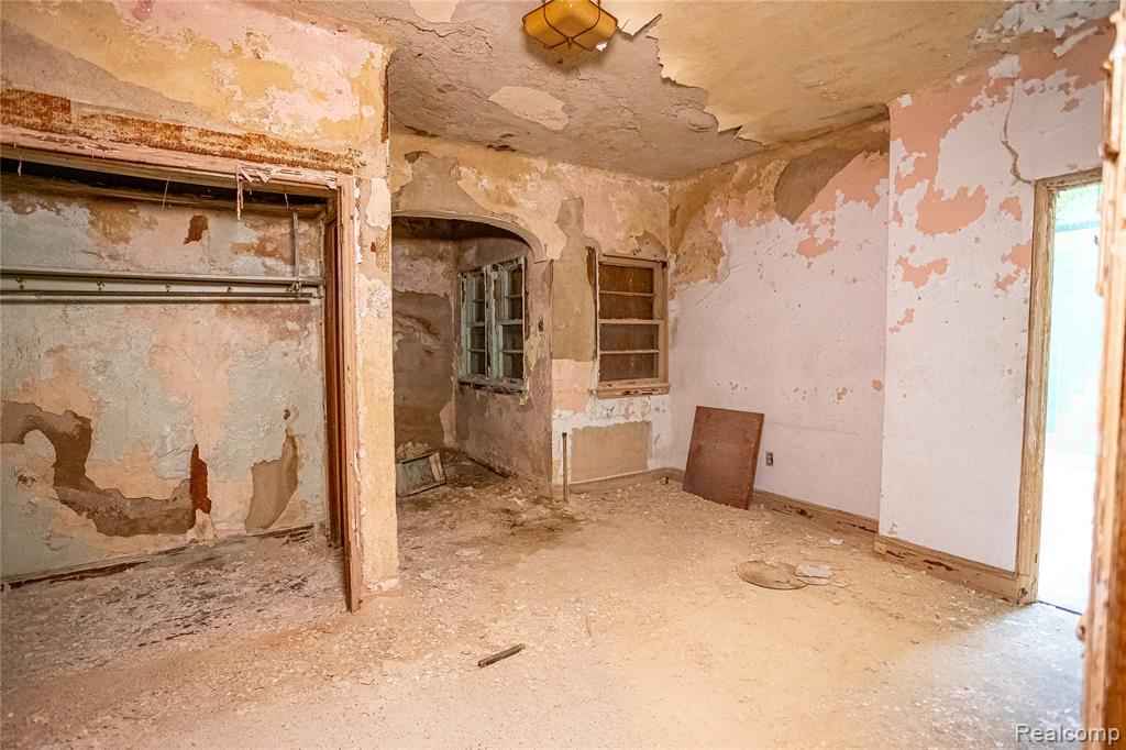 440 Michigan Avenue Property Photo 30