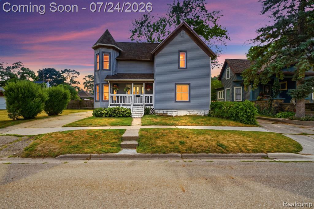 205 N Mackinaw Street Property Photo 1