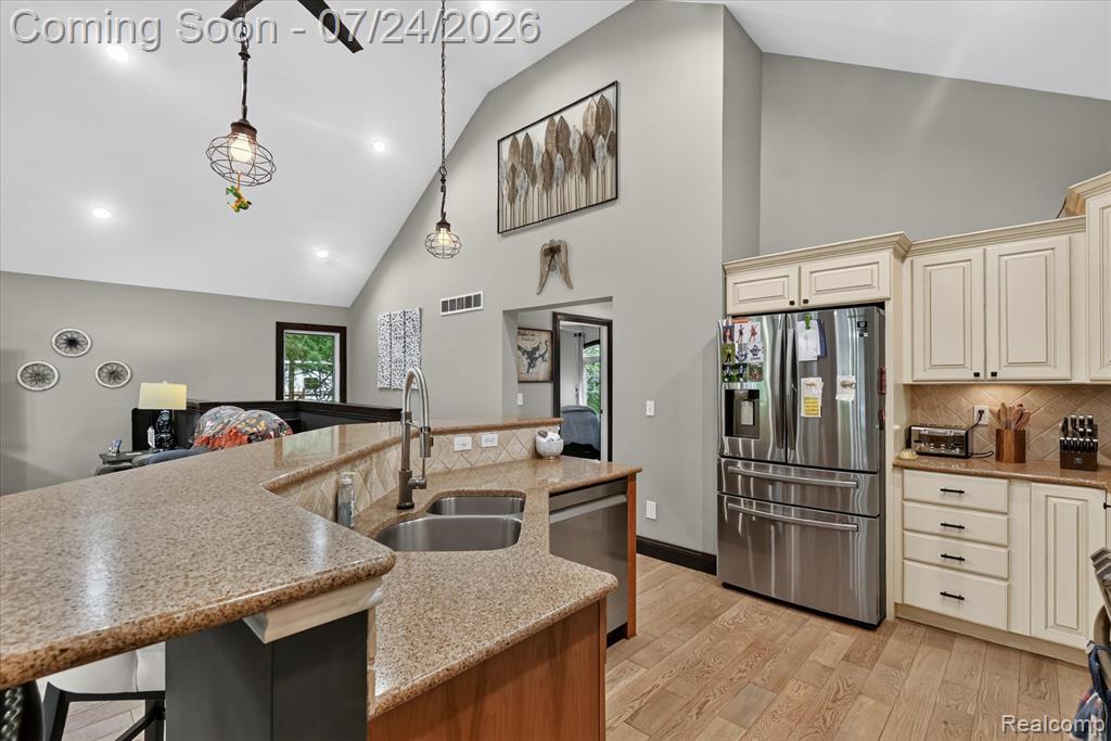 4915 Anglers Lane Property Photo 13