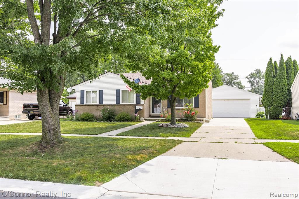 655 Georgia Avenue Property Photo 1