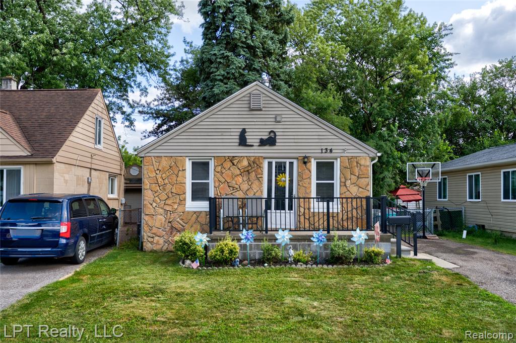 134 Chopin Street