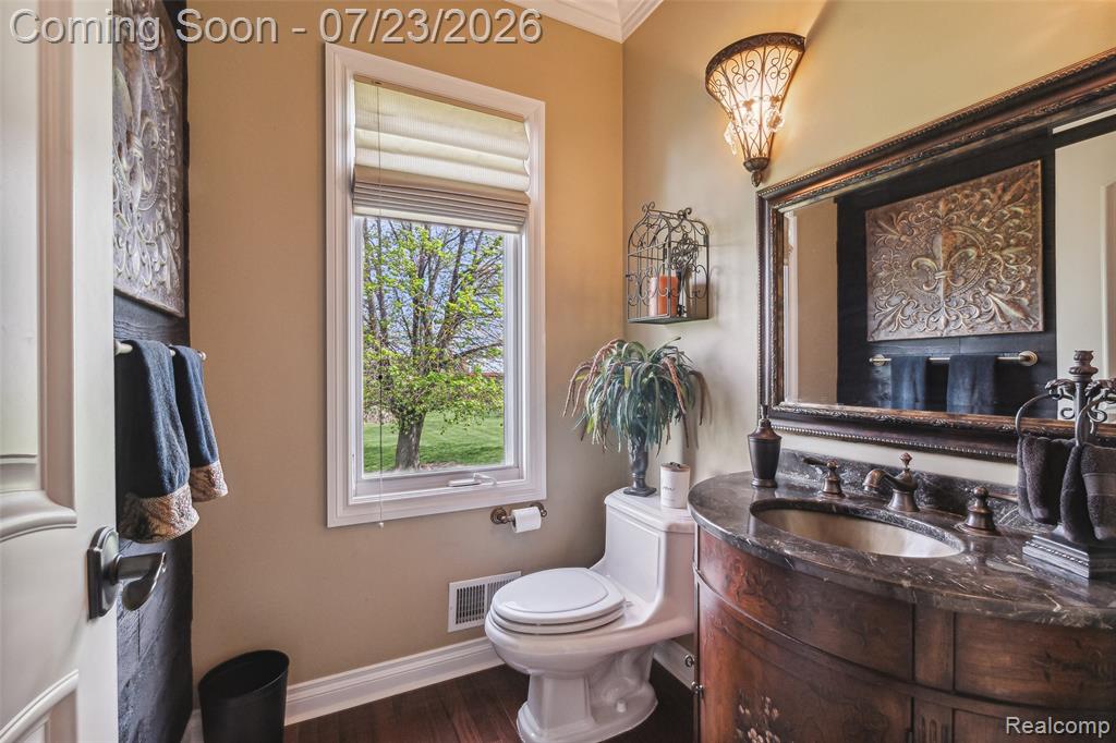 5460 Cochrane Road Property Photo 13