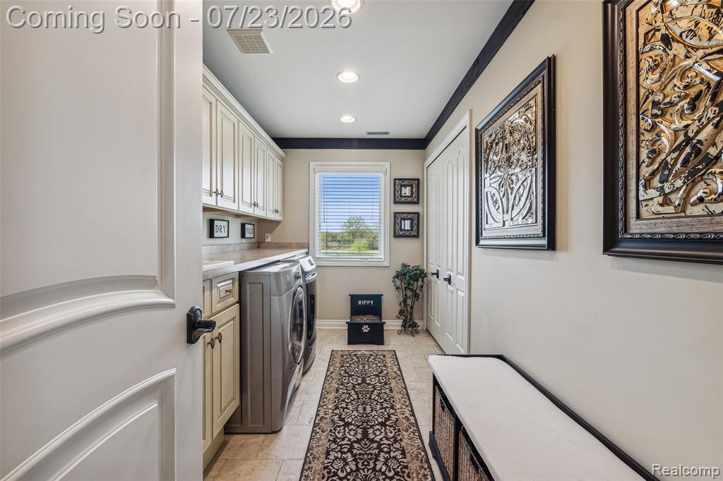 5460 Cochrane Road Property Photo 17