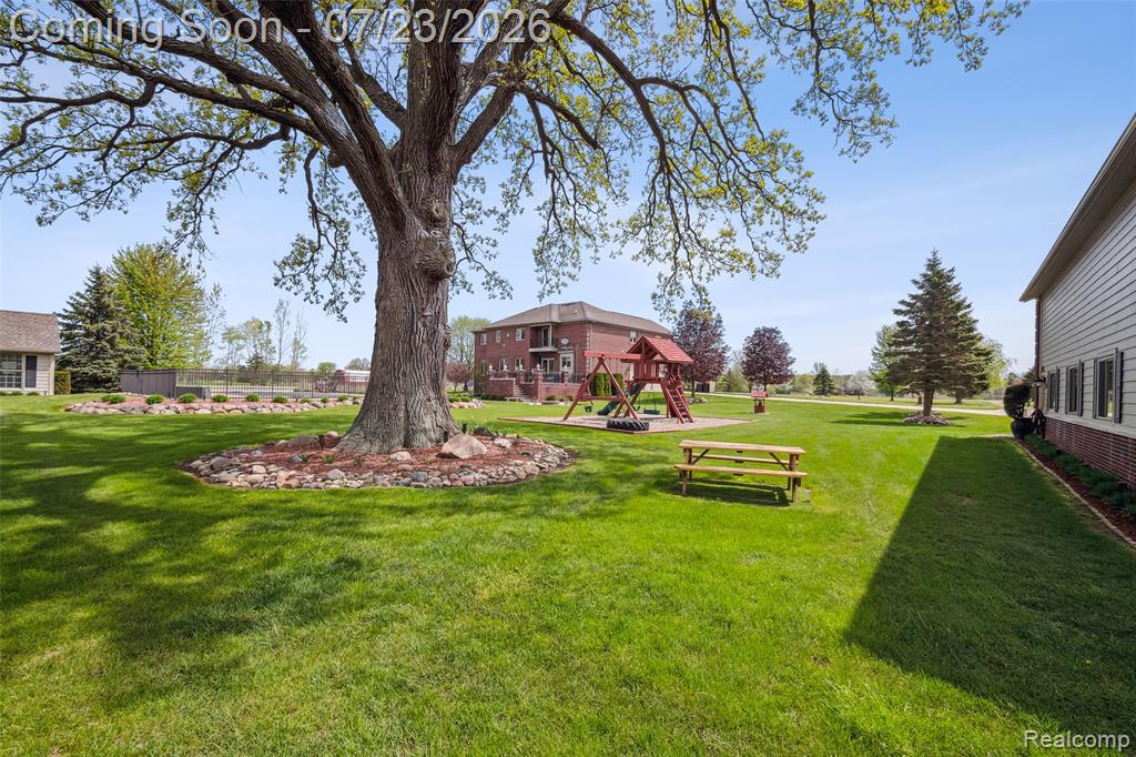 5460 Cochrane Road Property Photo 36