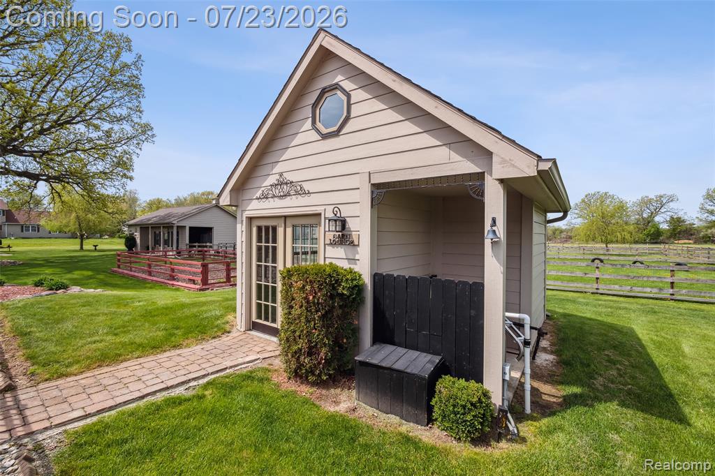 5460 Cochrane Road Property Photo 39