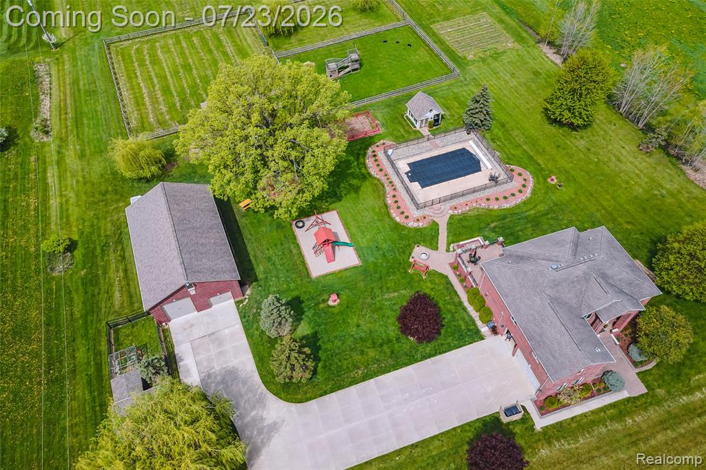 5460 Cochrane Road Property Photo 45