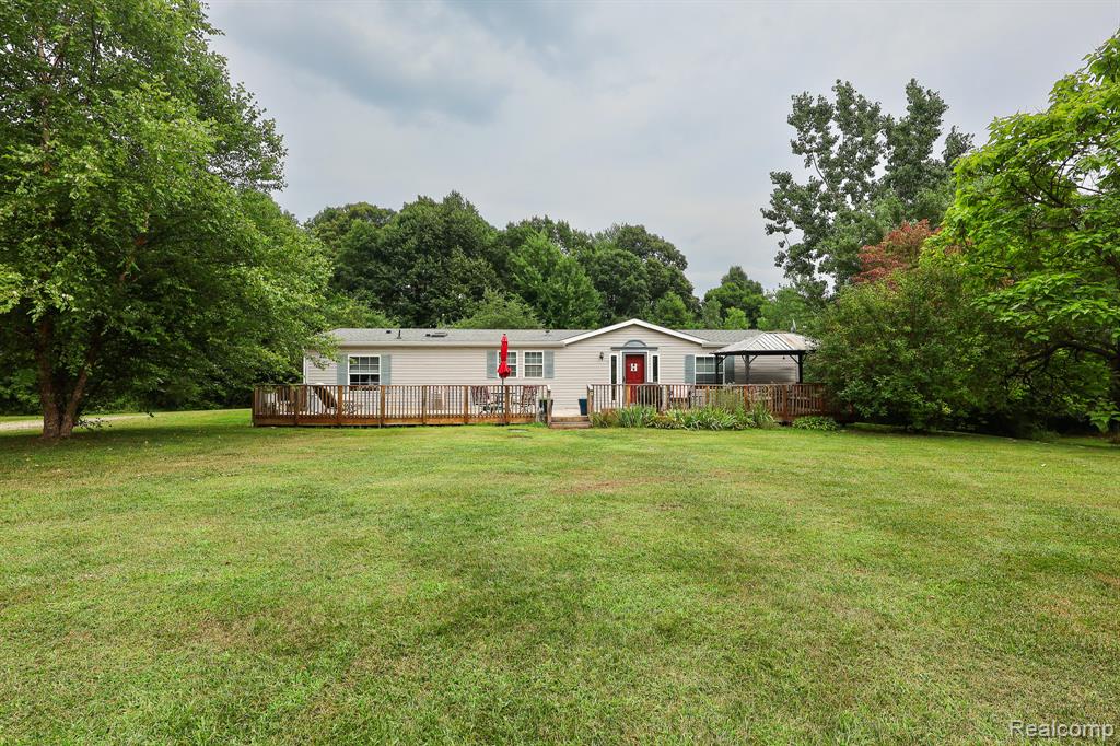 9386 Henderson Road Property Photo 25