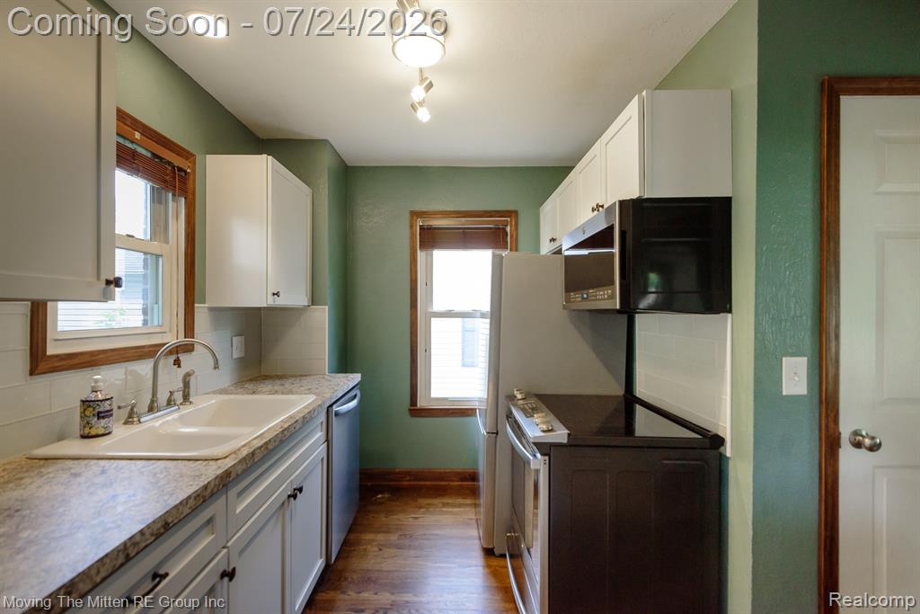 2037 Vivian Road Property Photo 8