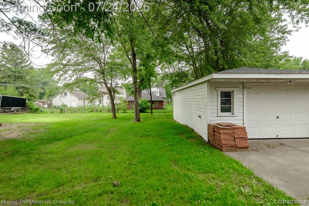 2037 Vivian Road Property Photo 28