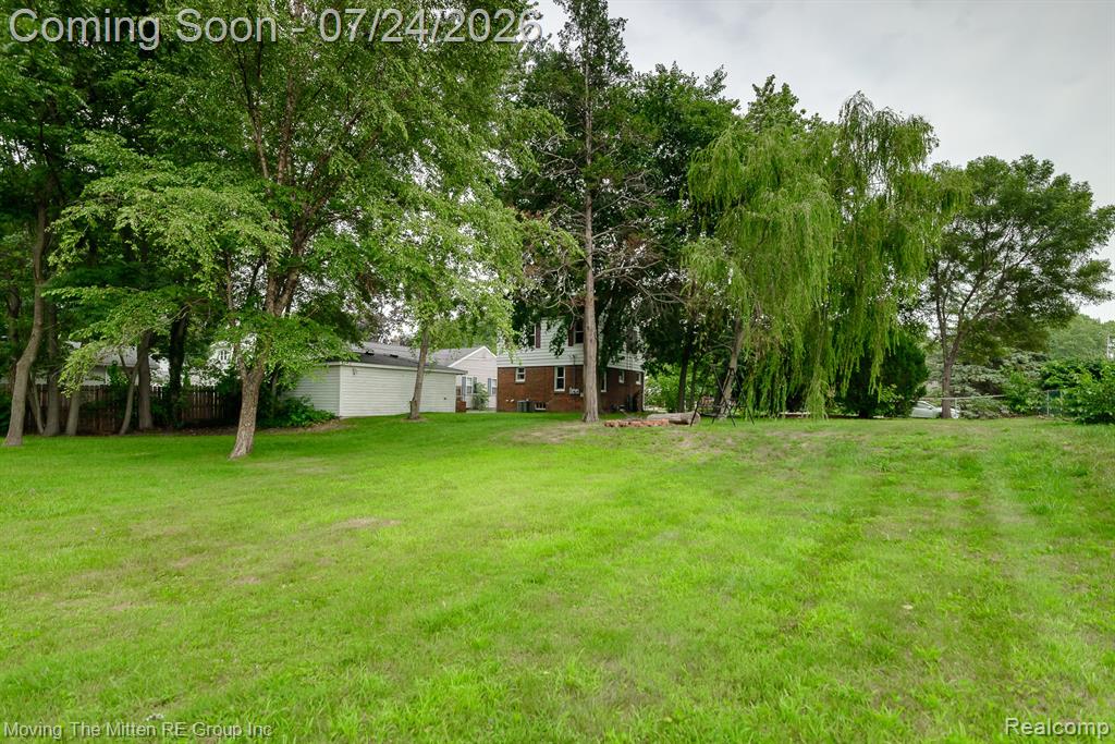 2037 Vivian Road Property Photo 32