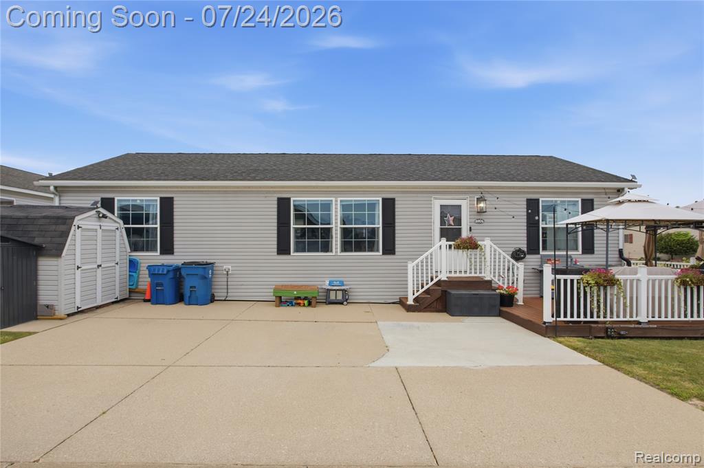 16206 Lancaster Way Property Photo 1