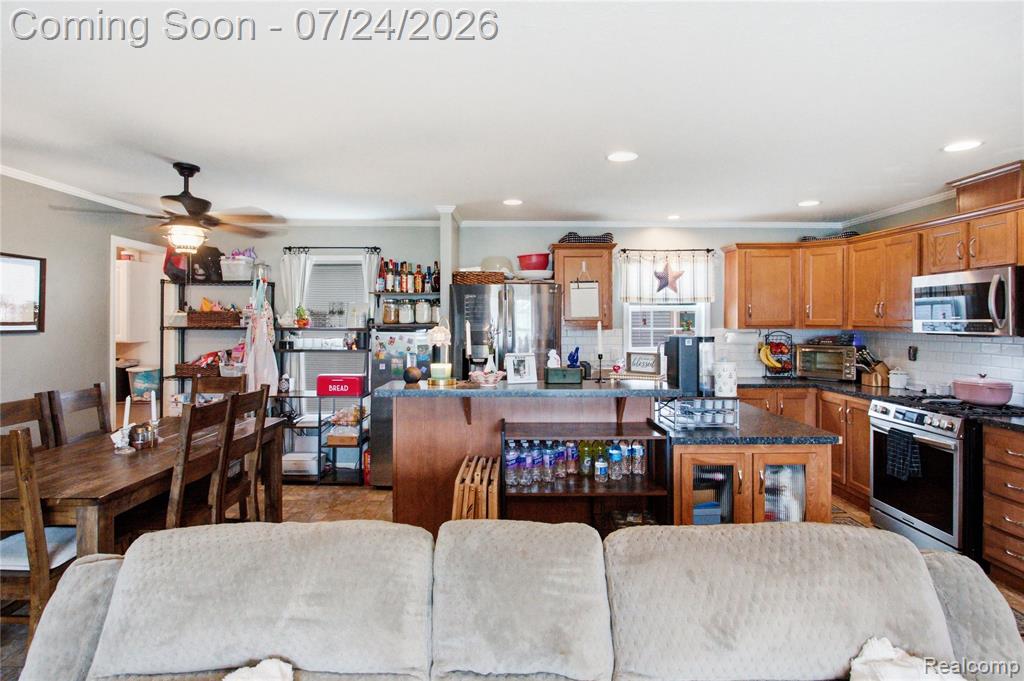 16206 Lancaster Way Property Photo 11