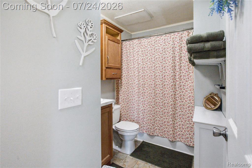 16206 Lancaster Way Property Photo 32