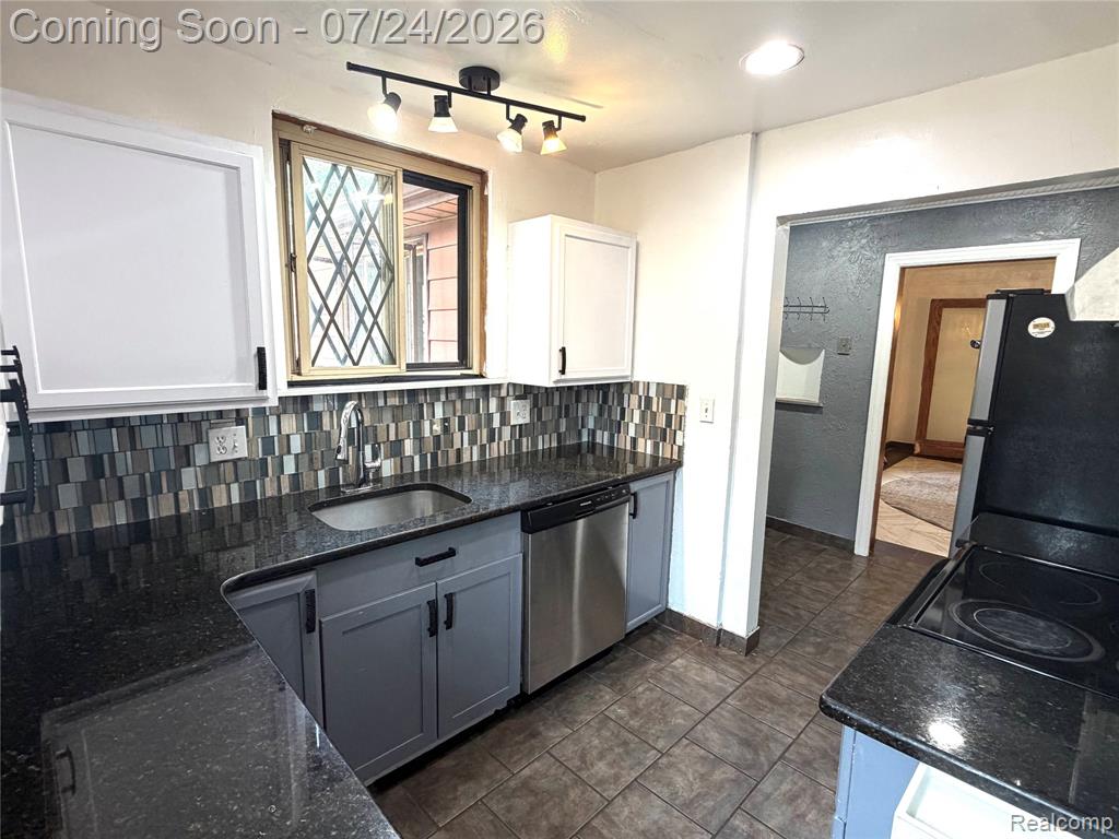 8215 Bramell Property Photo 11