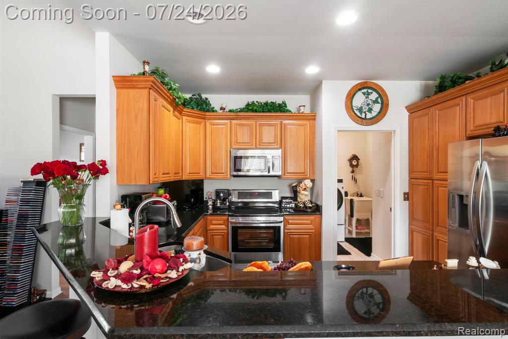 7180 Chandler Drive Property Photo 9