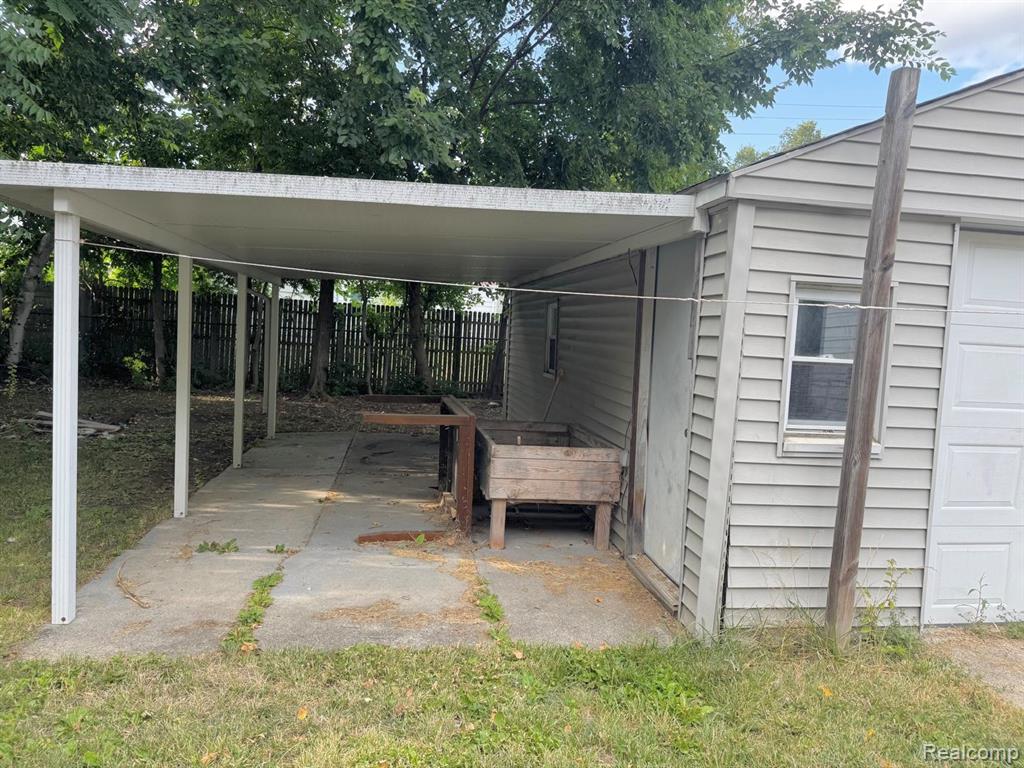 640 Crawford Street Property Photo 13
