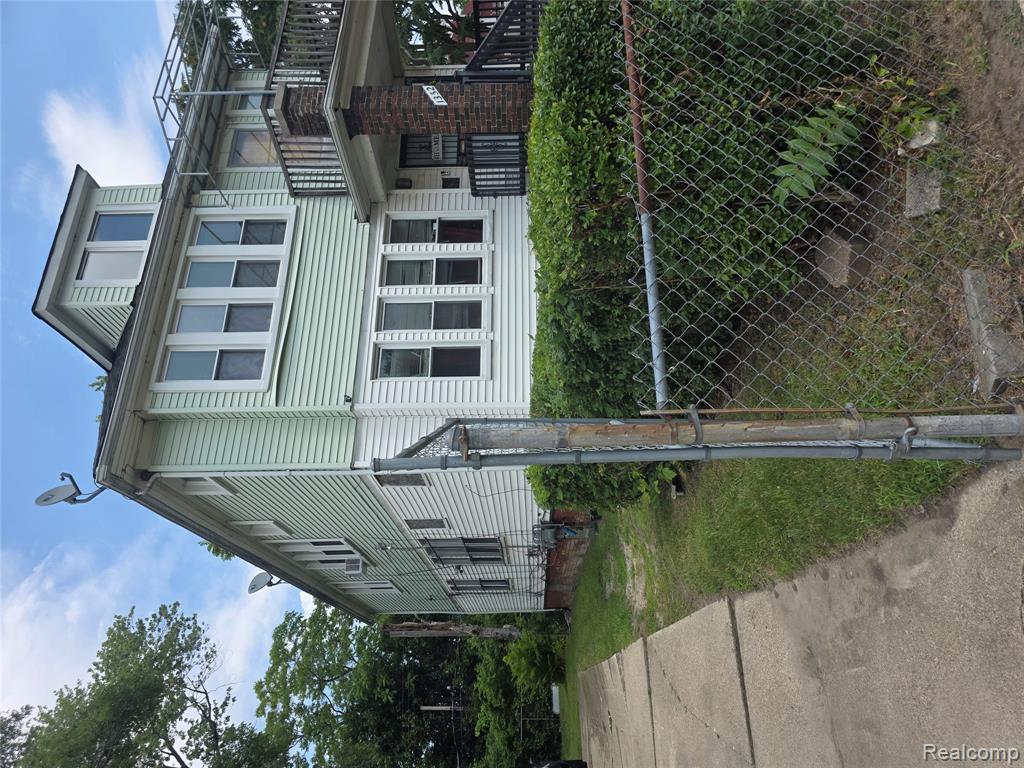 1350 S Drexel Street