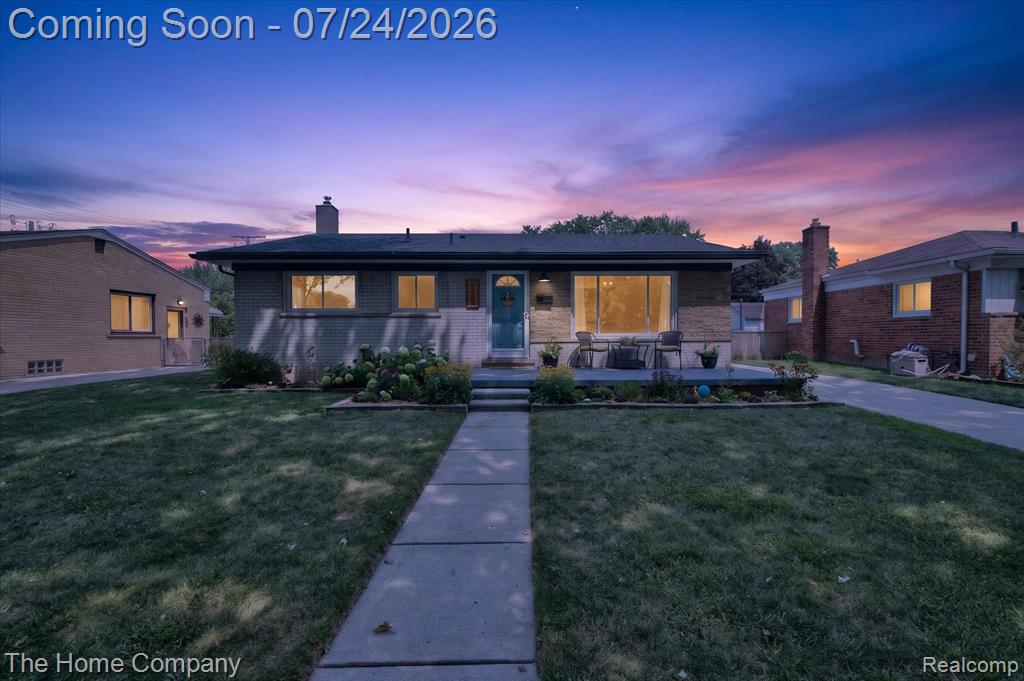8237 Margaret Street Property Photo 1