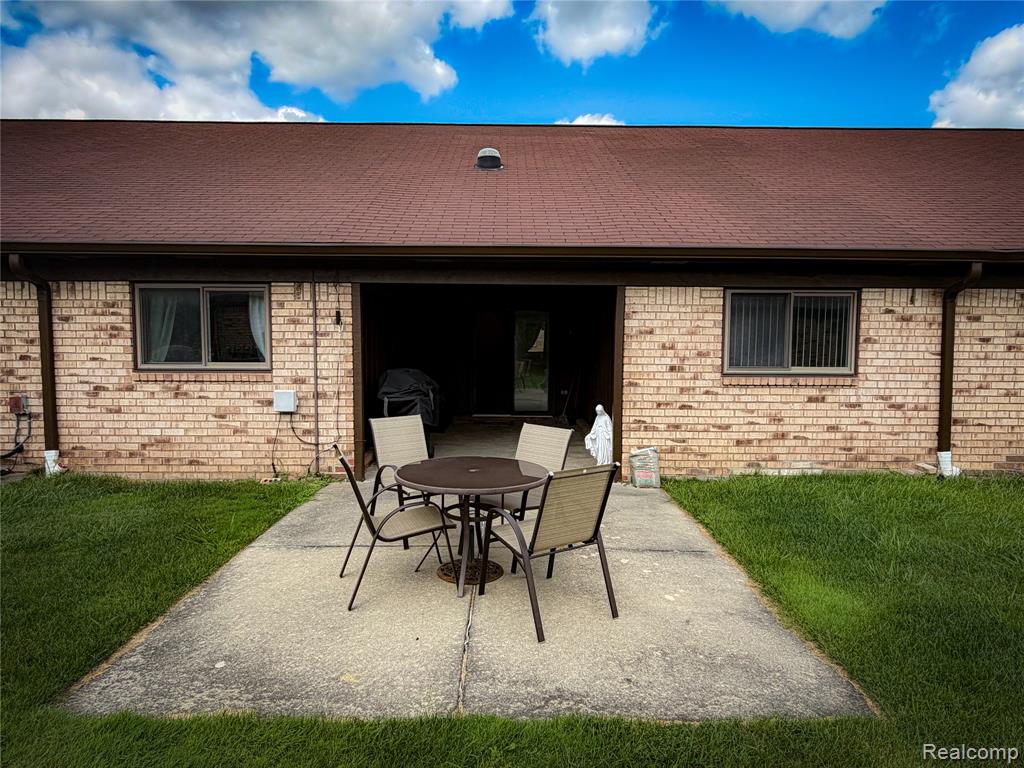 20342 Pine Meadow Drive Property Photo 2