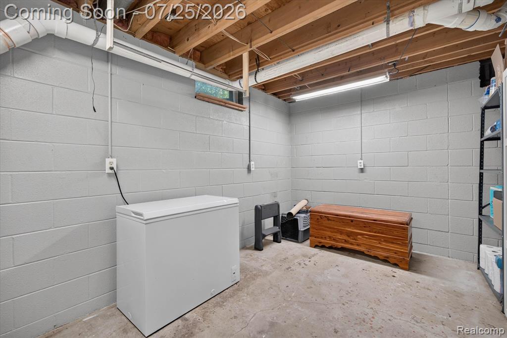 403 Main Street Property Photo 24