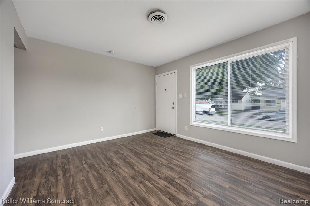 11118 Jewett Avenue Property Photo 10