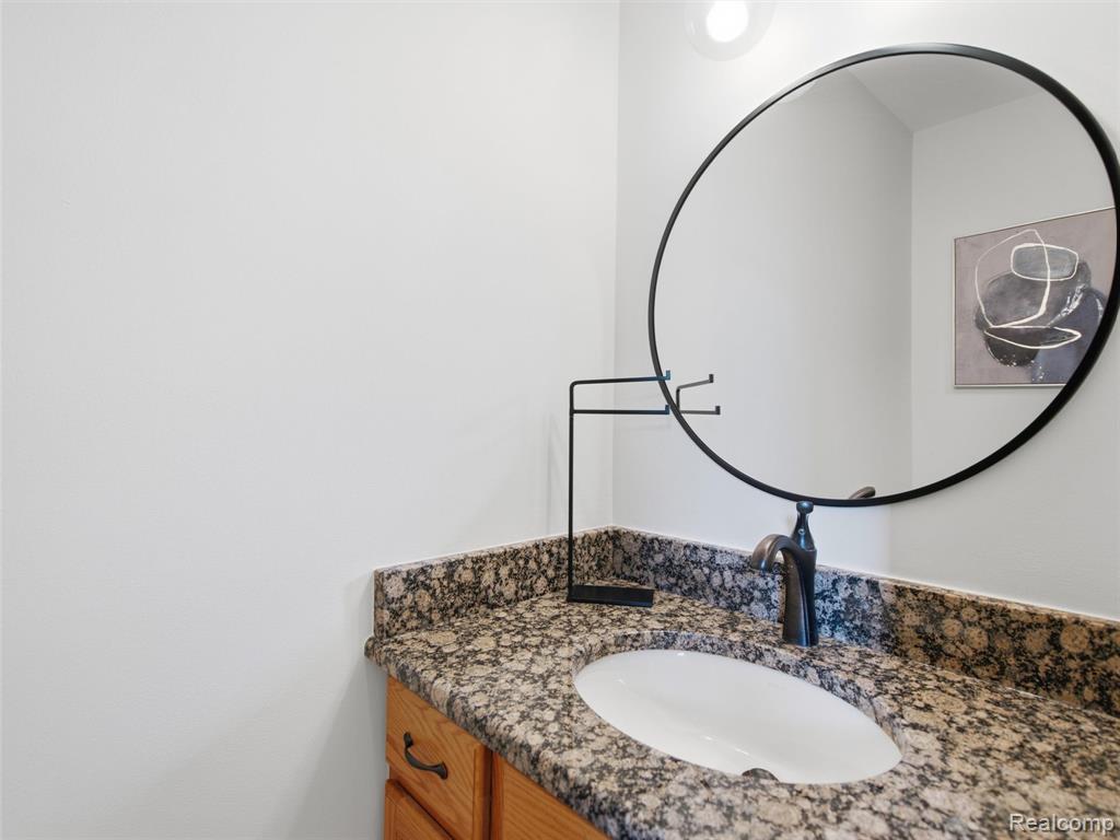 14292 Westman Drive Property Photo 13