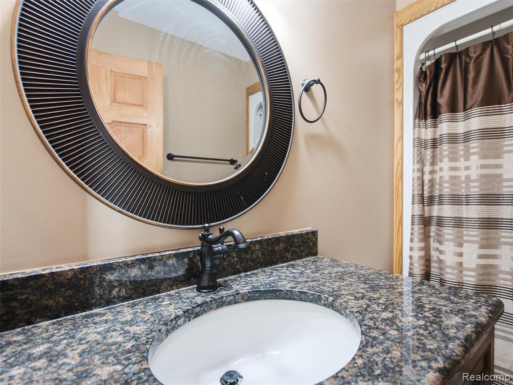 14292 Westman Drive Property Photo 14