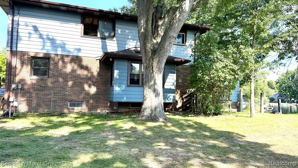 6764 Grand Beach Drive Property Photo 5