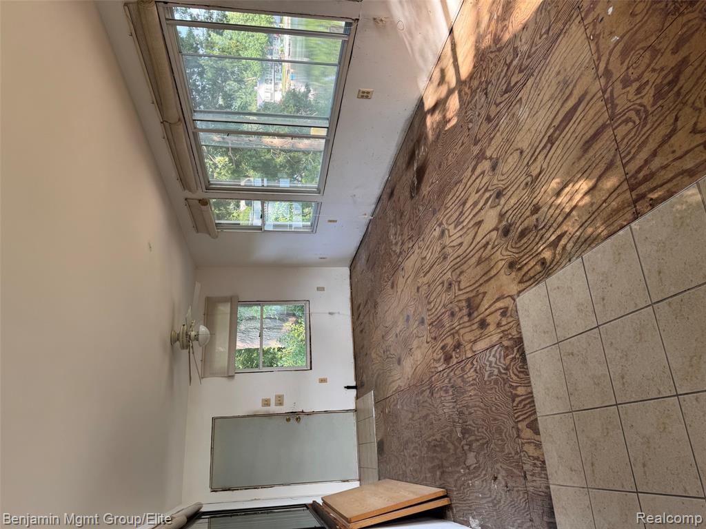 6764 Grand Beach Drive Property Photo 16