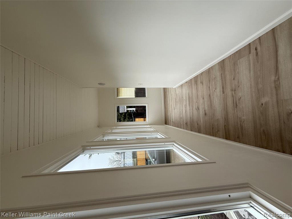 410 E Twelve Mile Road Property Photo 3