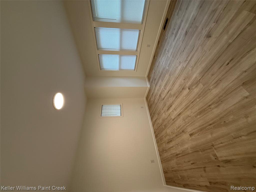 410 E Twelve Mile Road Property Photo 5