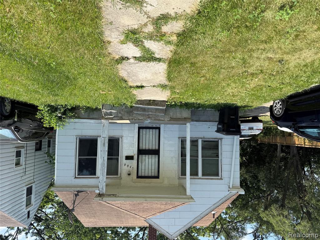 6386 Evergreen Avenue Property Photo 1