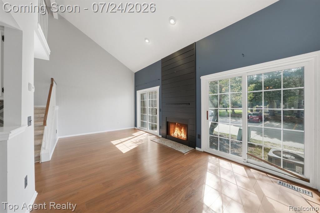 43835 Coachmaker Drive Property Photo 6