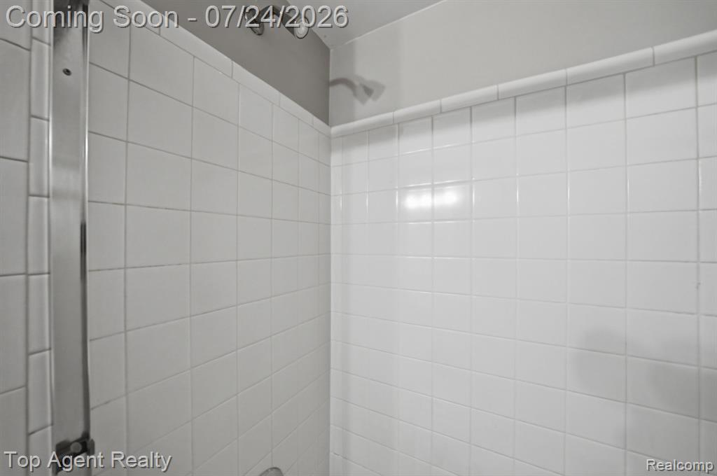 43835 Coachmaker Drive Property Photo 17