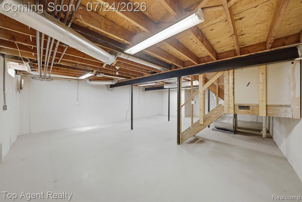 43835 Coachmaker Drive Property Photo 20